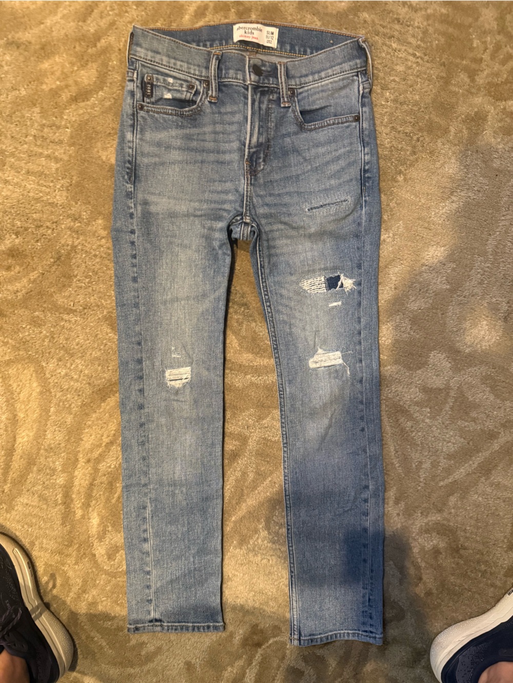 abercrombie kids light blue distressed skinny jeans 11/12 Slim Fit